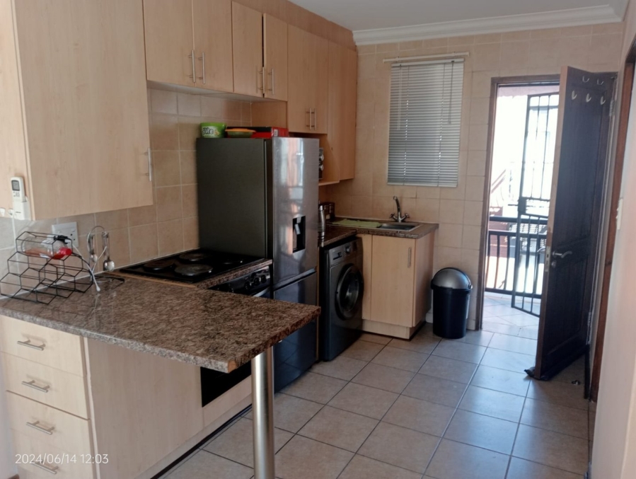 2 Bedroom Property for Sale in Vredenhof Sh Free State